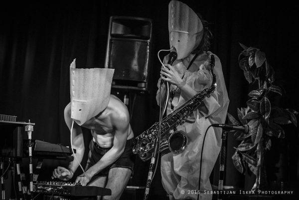 Asian Women on the Telephone (Rus), Klub Gromka, AKC Metelkova, LJ, foto: Sebastijan Iskra